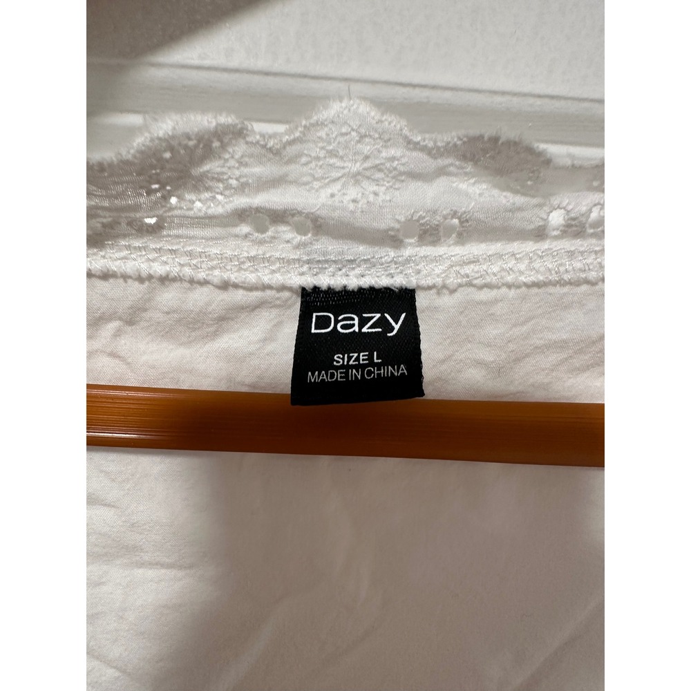 Dazy White Lace Boho Peplum Top Large Y2K Western Festival Crochet Button Up - Picture 4 of 12